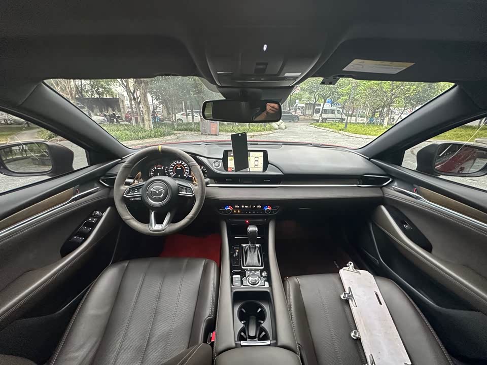 Mazda Atez