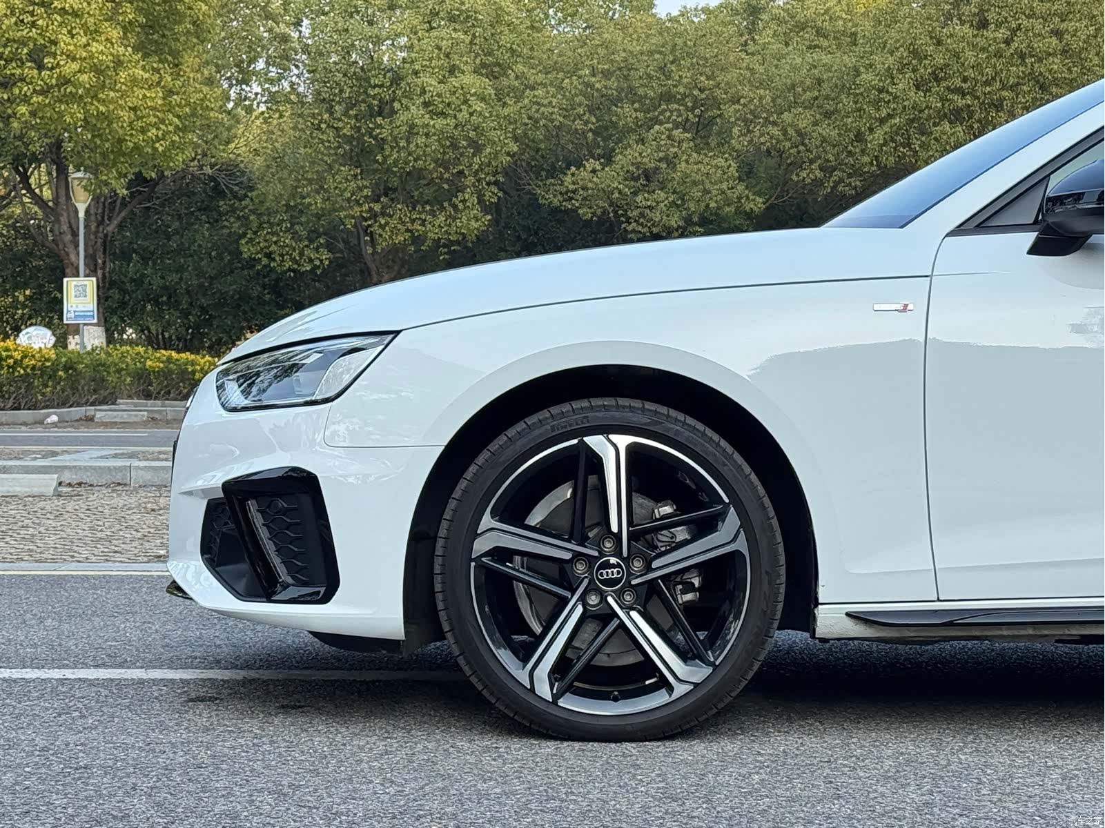 Audi A4L, 2024 14