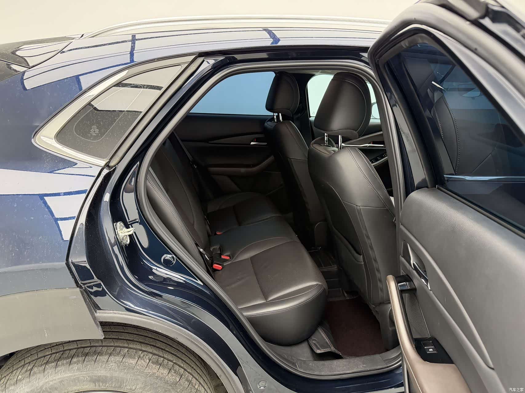 Mazda CX-30, 2022 8
