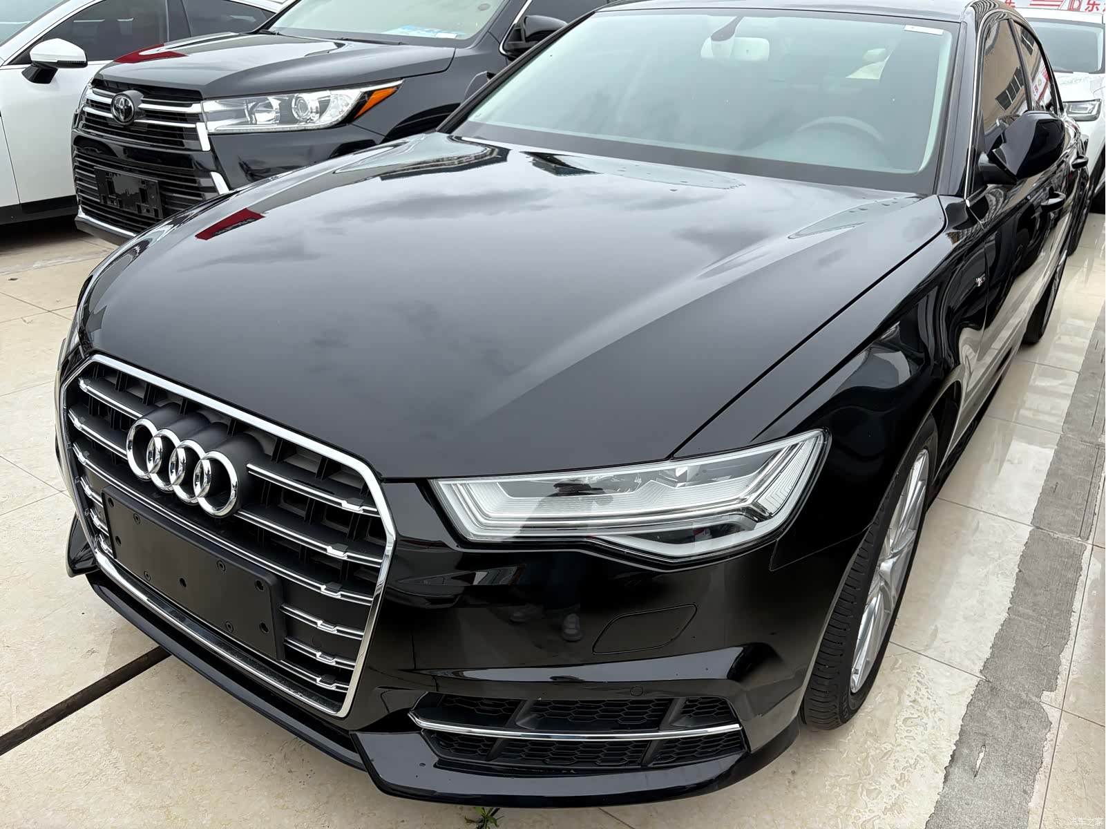 Audi A6L, 2019 все фото