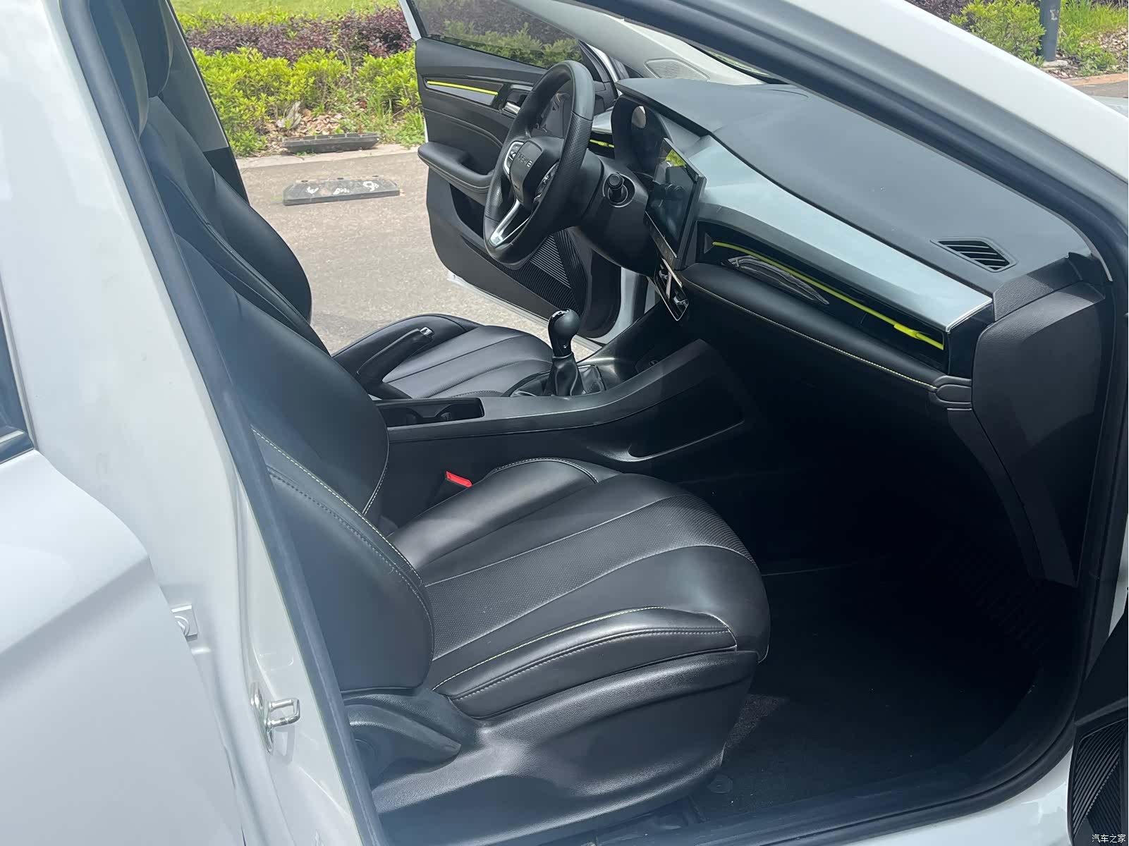 Roewe i5, 2022 11