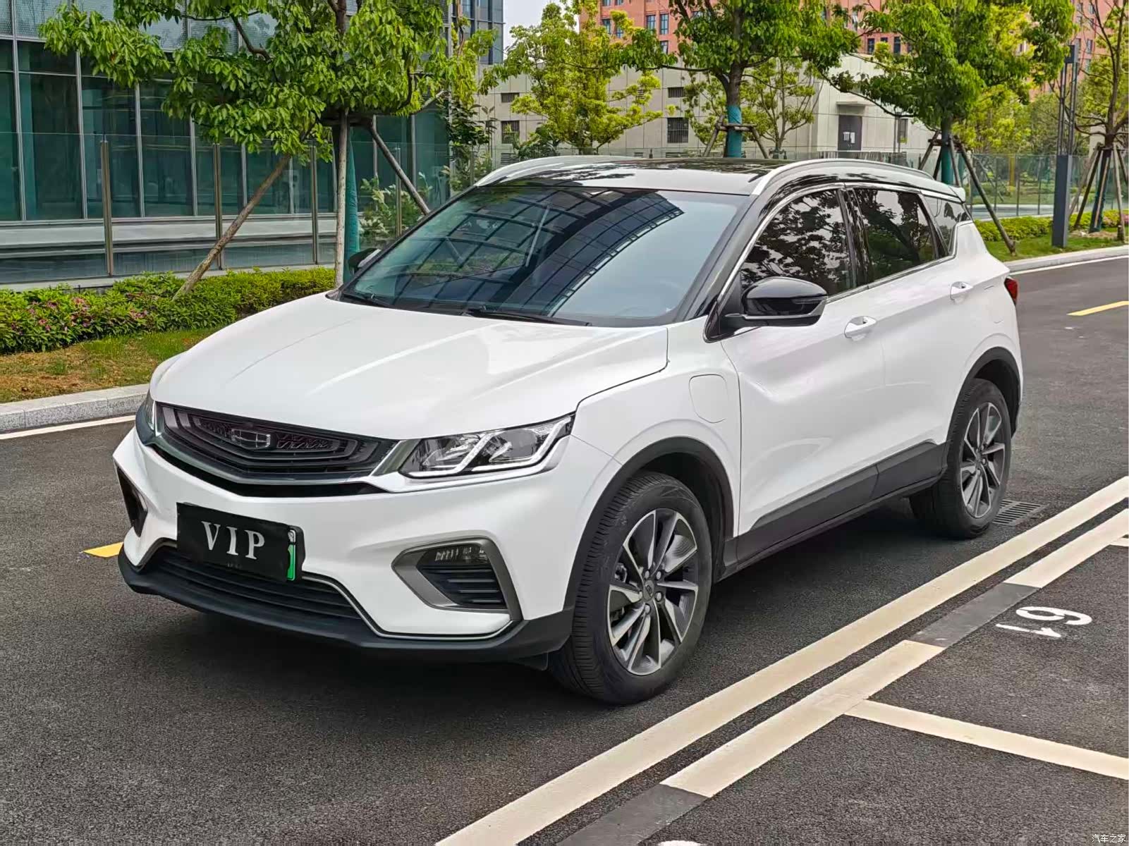 Geely Coolray, 2021 1