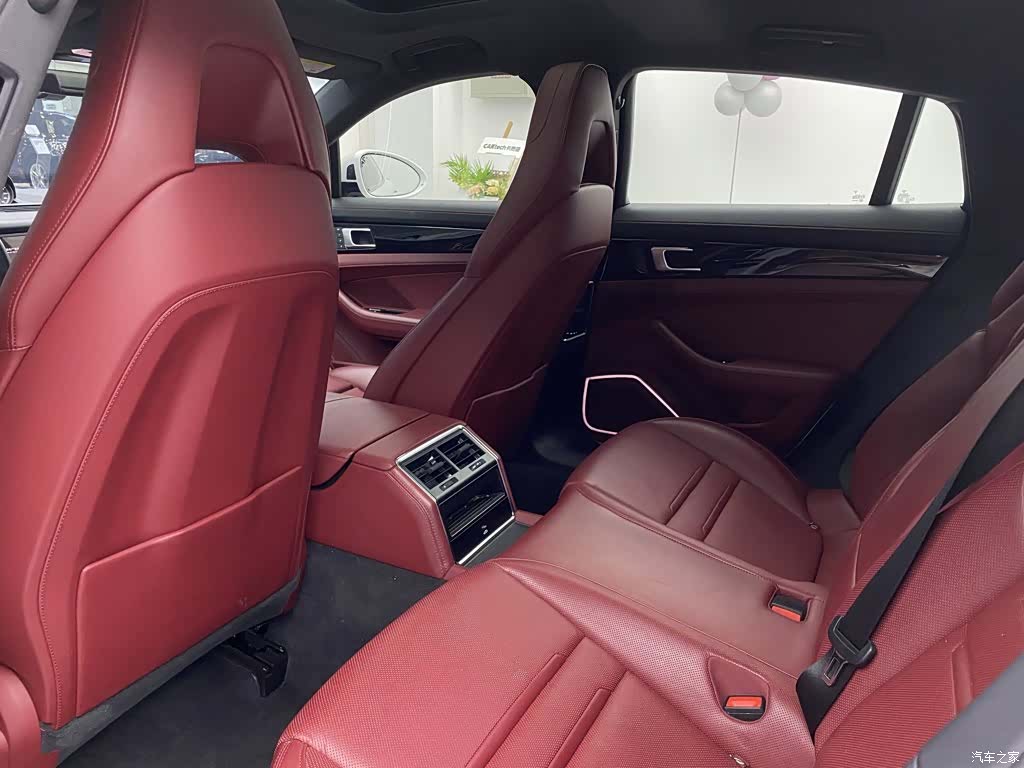 Porsche Panamera, 2022 6