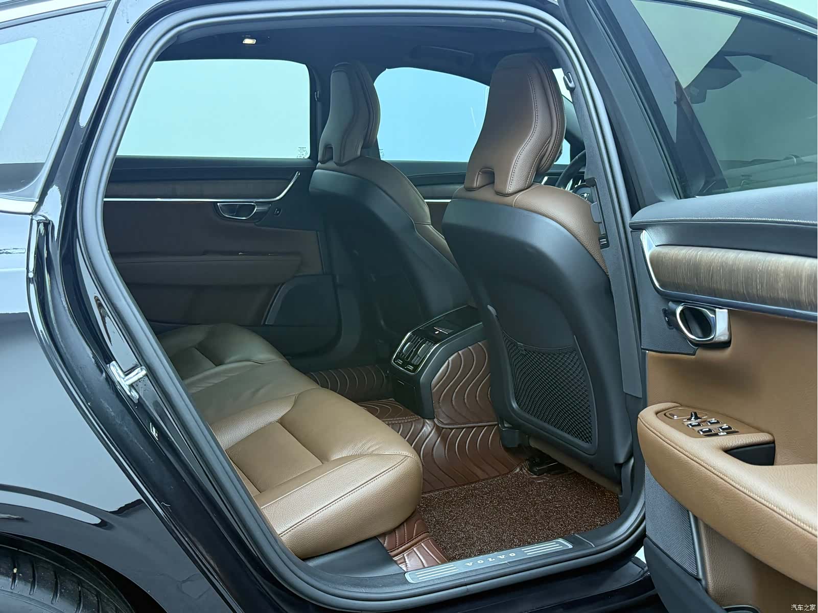 Volvo S90, 2022 27
