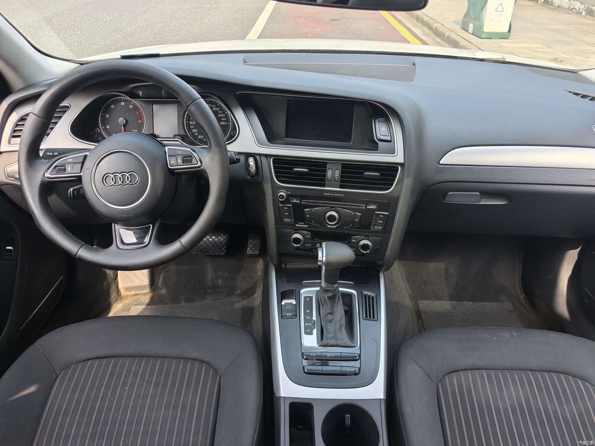Audi A4L, 2015 10