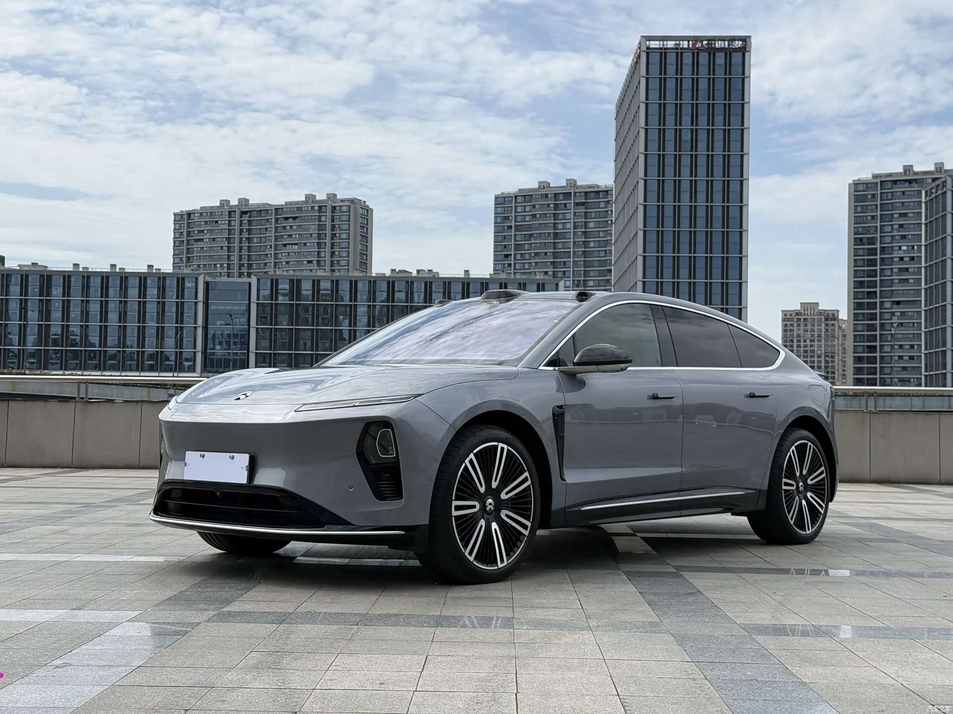 NIO ET9, 2025 1