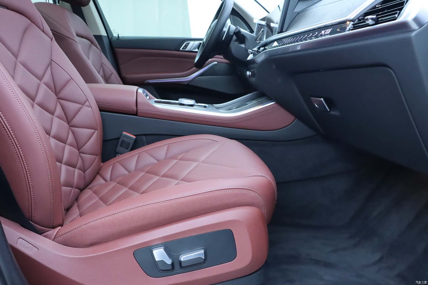 BMW X5, 2024 8