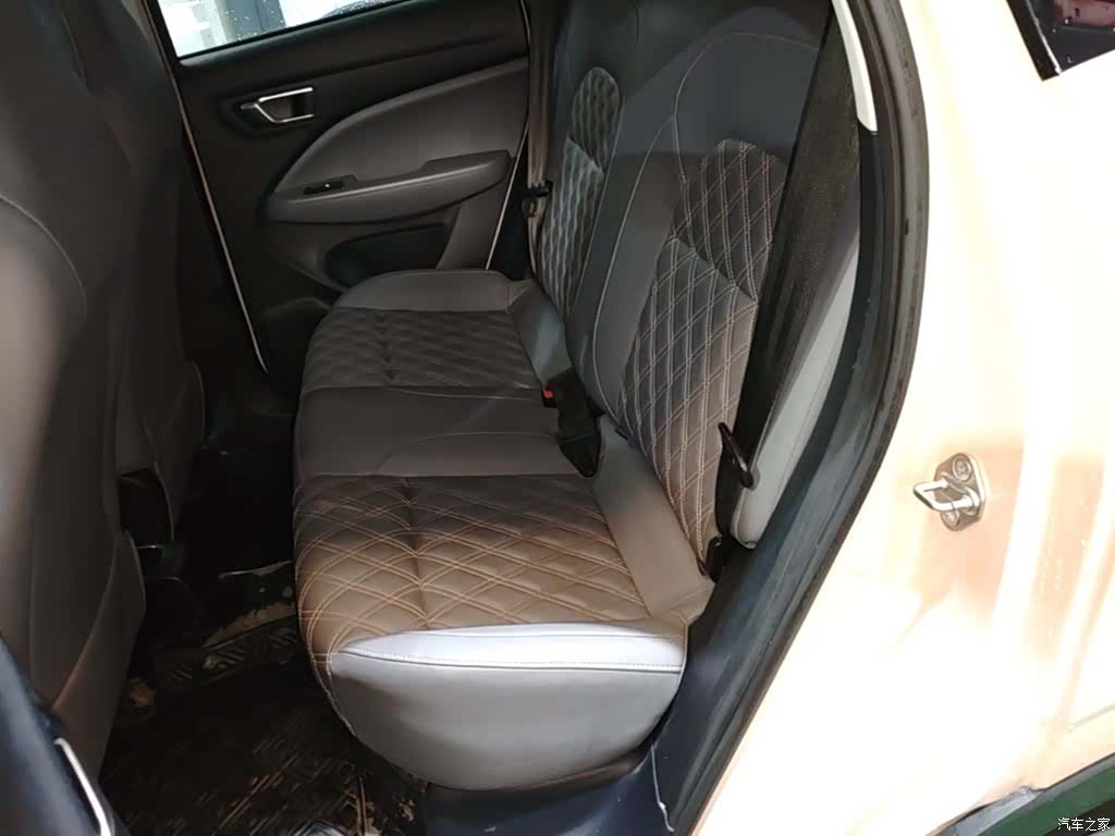 Leapmotor T03, 2022 17