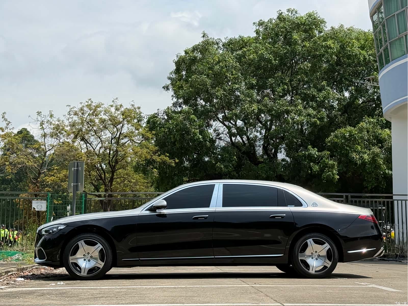 Maybach S-Class, 2021 16