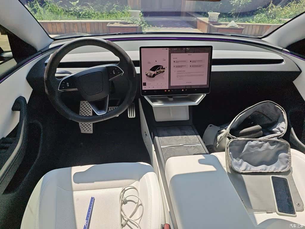 Tesla Model 3, 2026 все фото