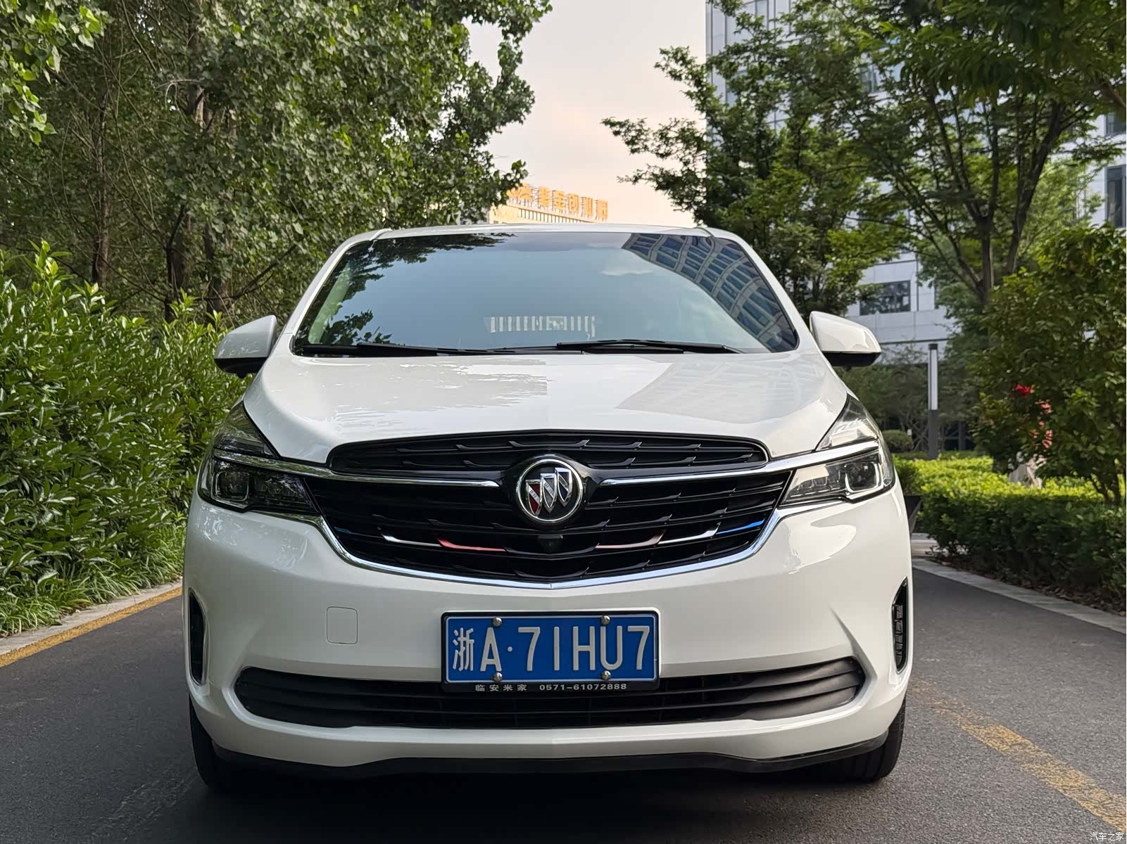 Buick GL8, 2022 2
