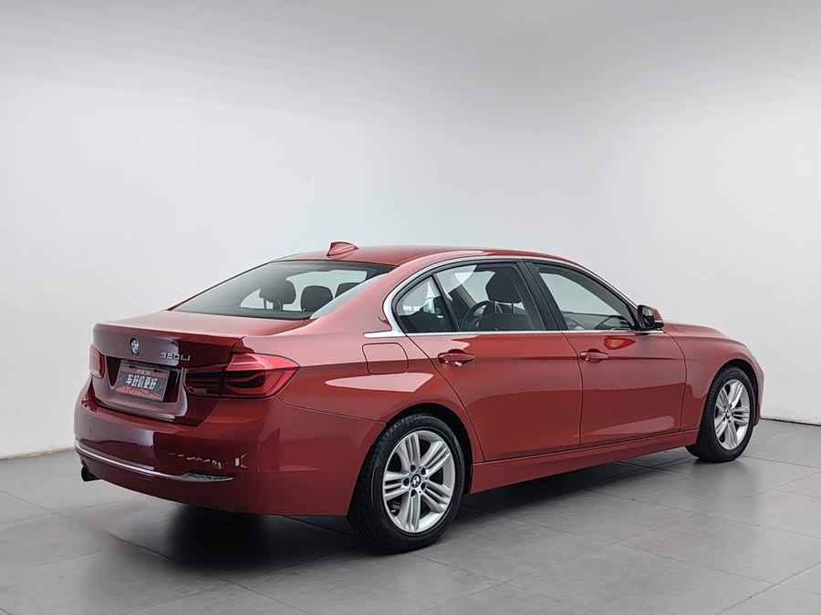 BMW 3 Series 2016, фото 2