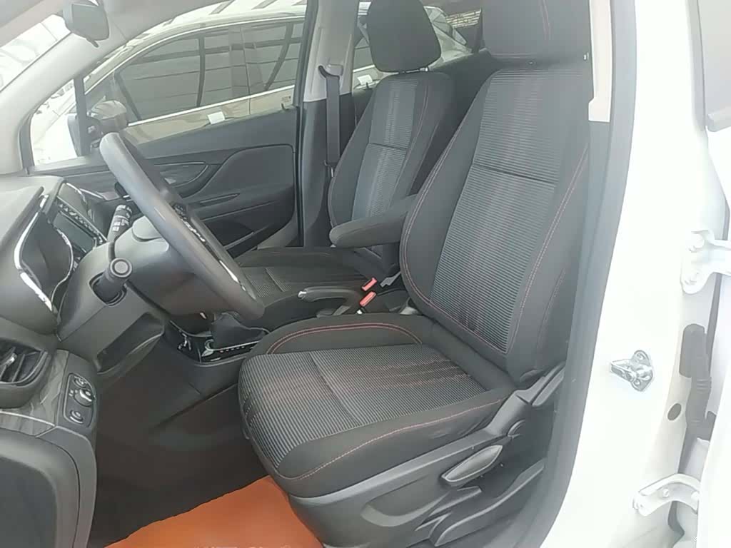 Buick Encore, 2019 15