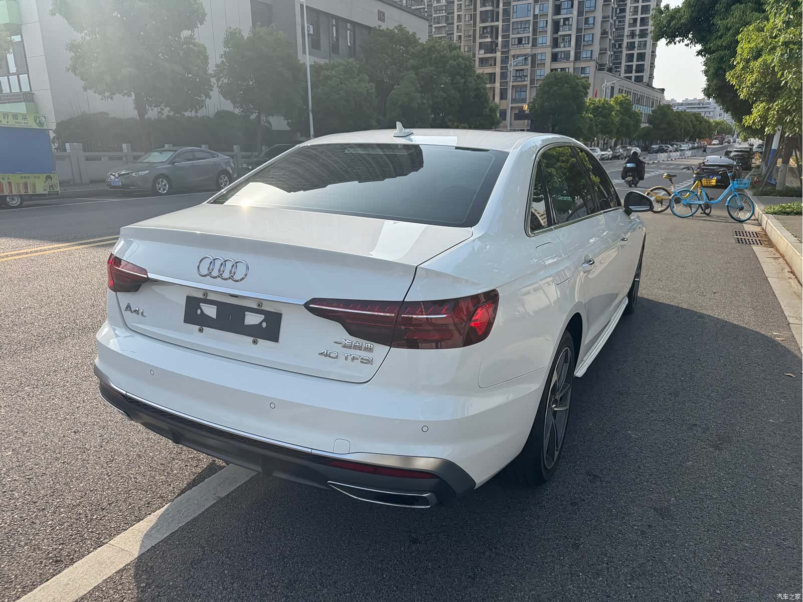 Audi A4L, 2022 8