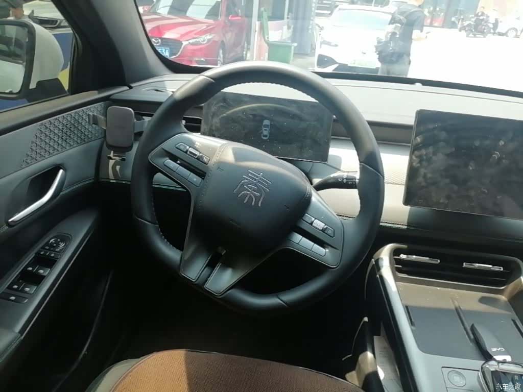 BYD Qin, 2025 11
