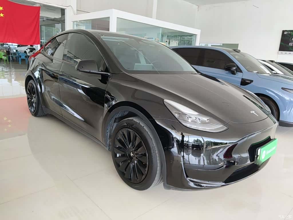 Tesla Model Y, 2024 4