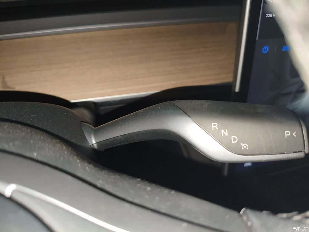 Tesla Model Y, 2021 7