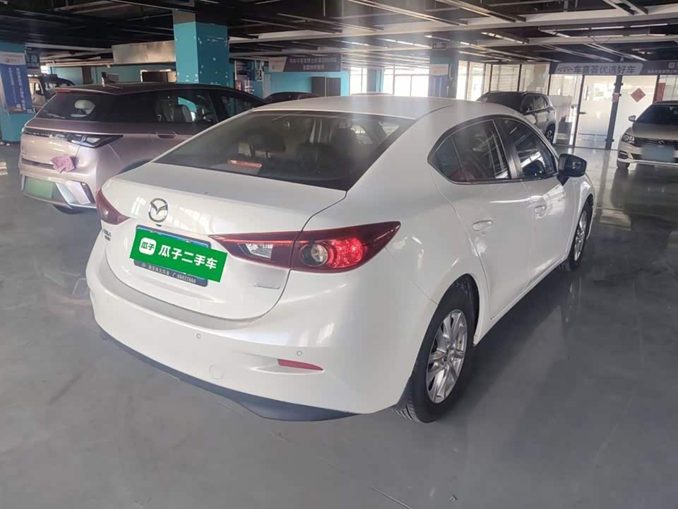 Mazda 3 Angkesaila