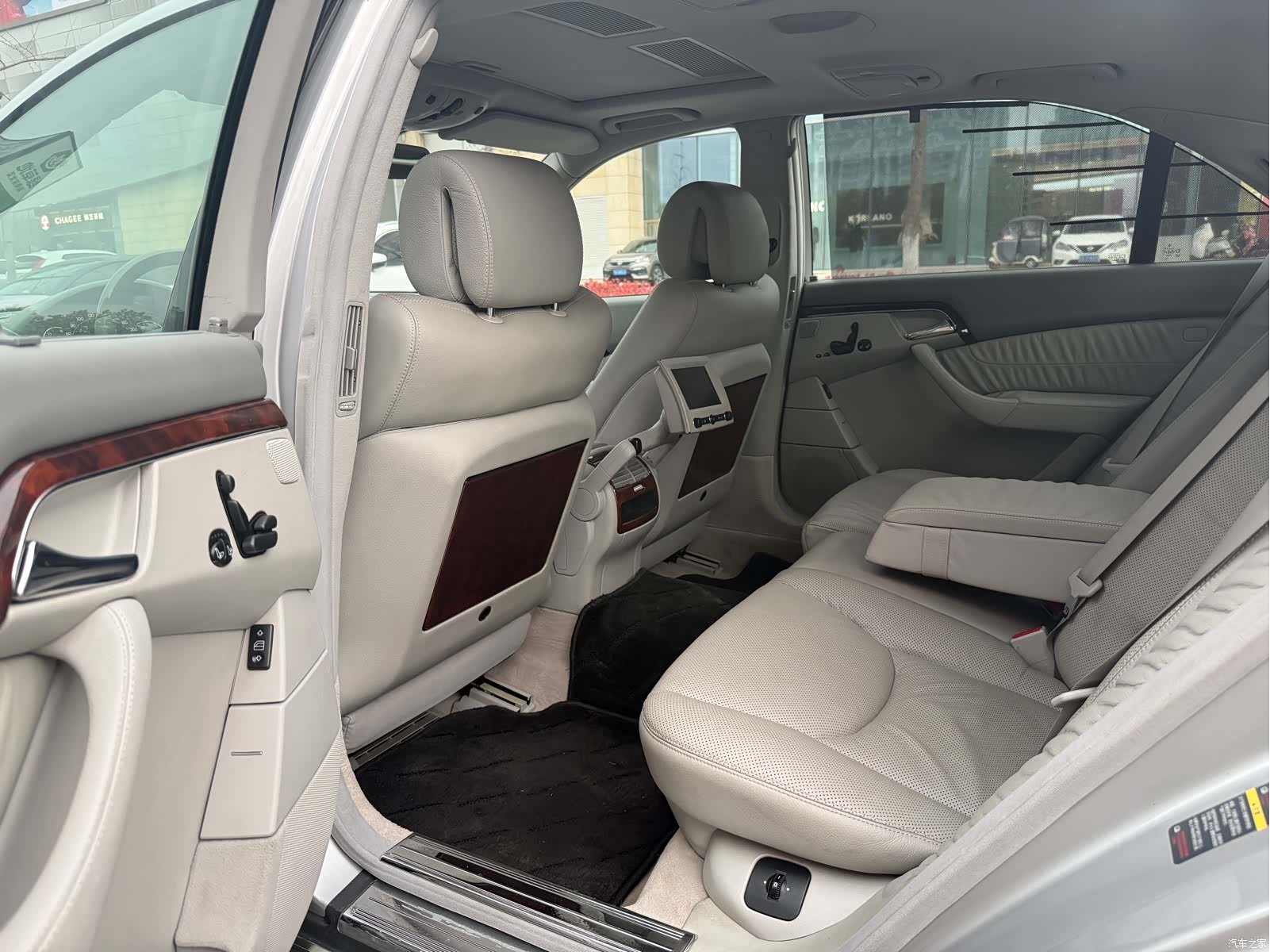 Mercedes-Benz S-Class, 2004 11