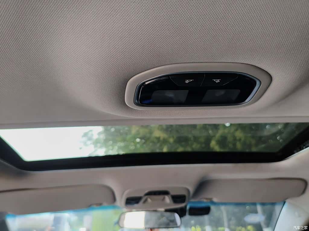 Geely Emgrand, 2020 9