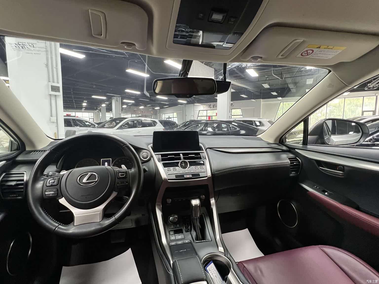 Lexus NX, 2021 16