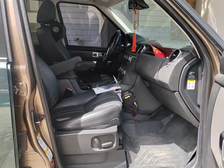 Land Rover discover