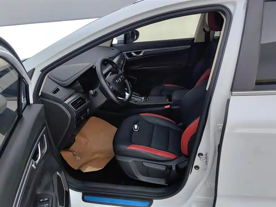 Geely Emgrand GS
