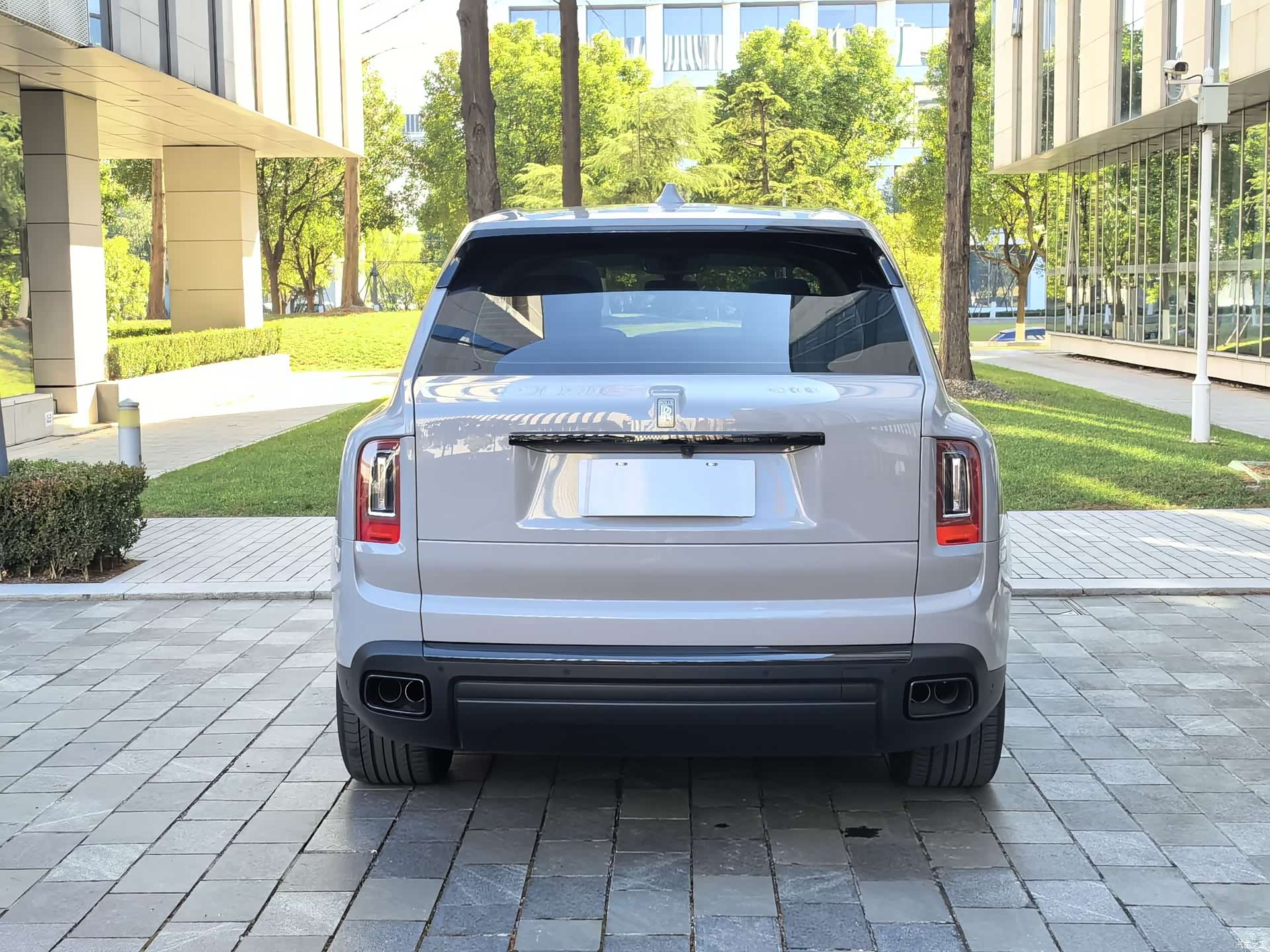 Rolls-Royce Cullinan, 2022 45