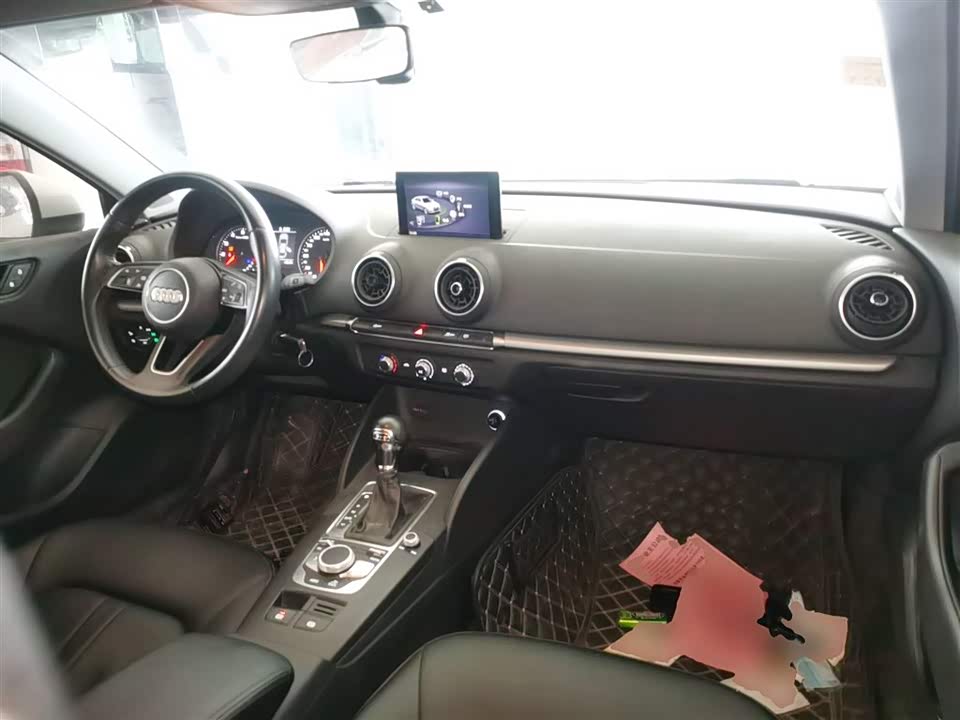 Hongqi Kunming Car Hongqi Kunming Car