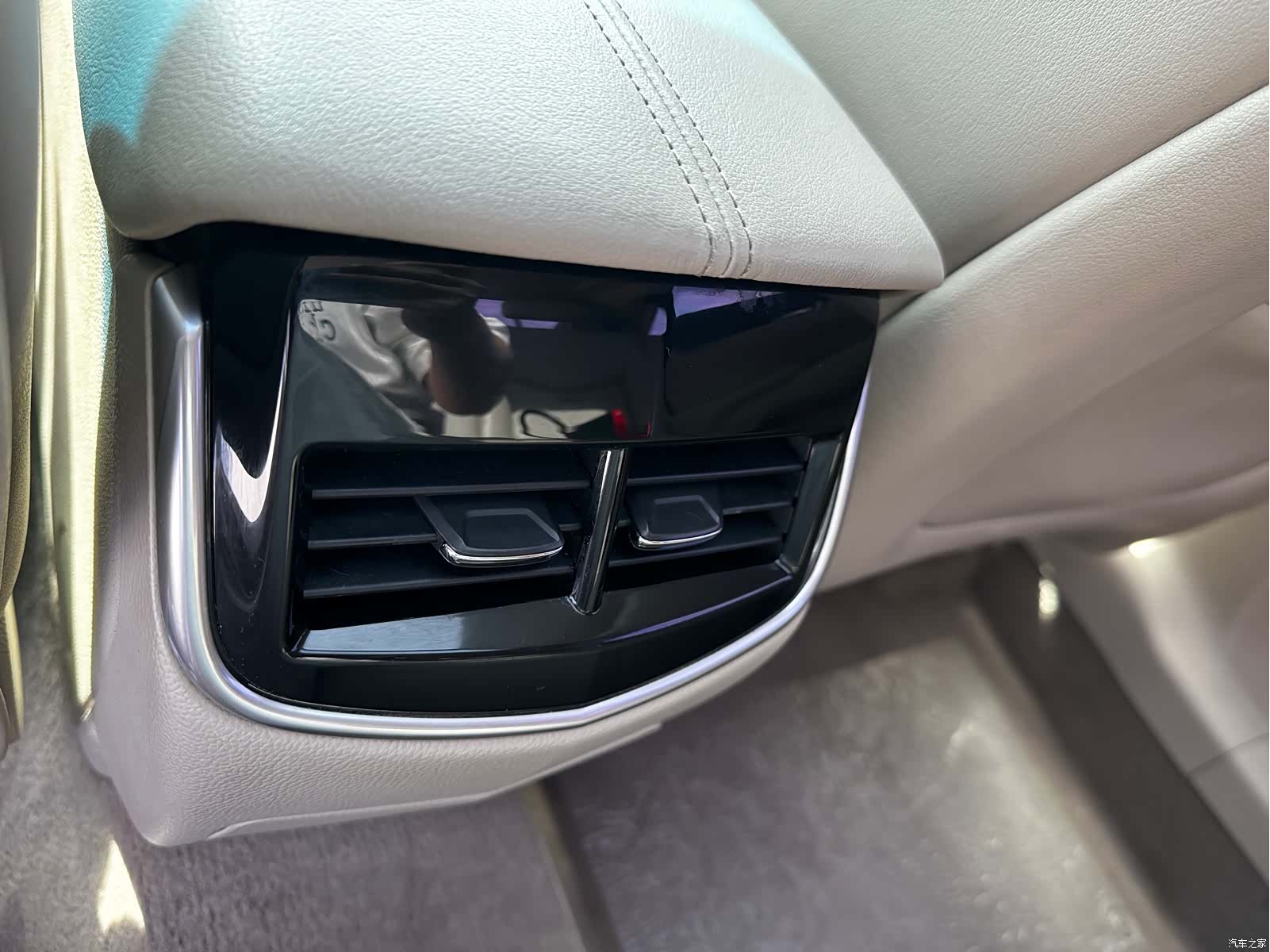 Cadillac XTS, 2017 19
