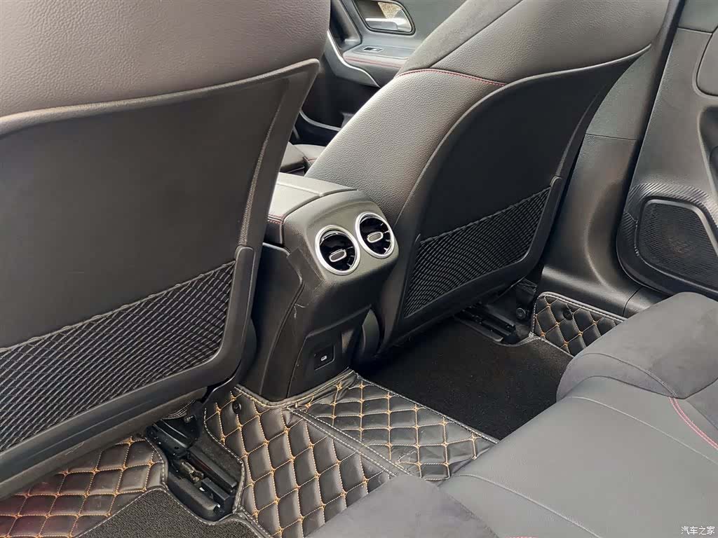 Mercedes-Benz A-Class, 2024 9