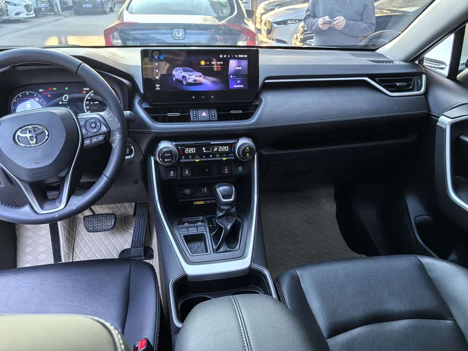 Toyota RAV4 Rongfang