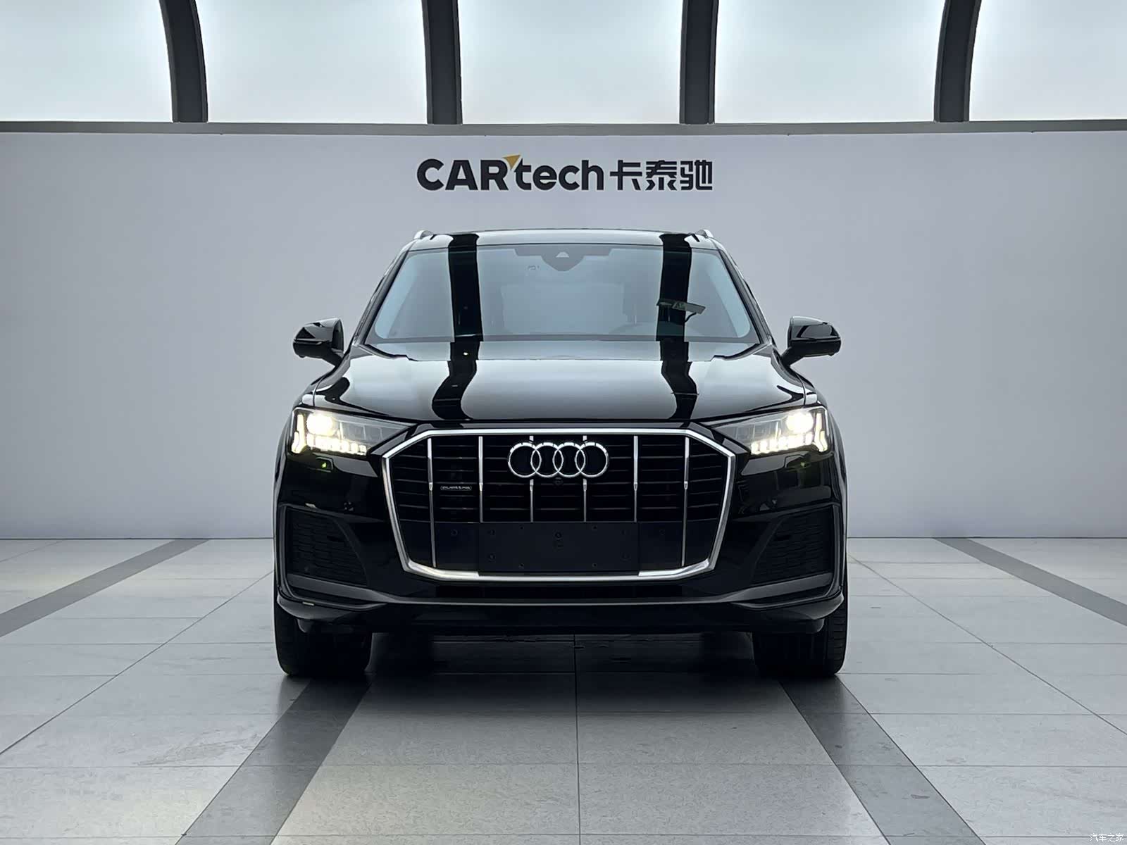 Audi Q7, 2023 2