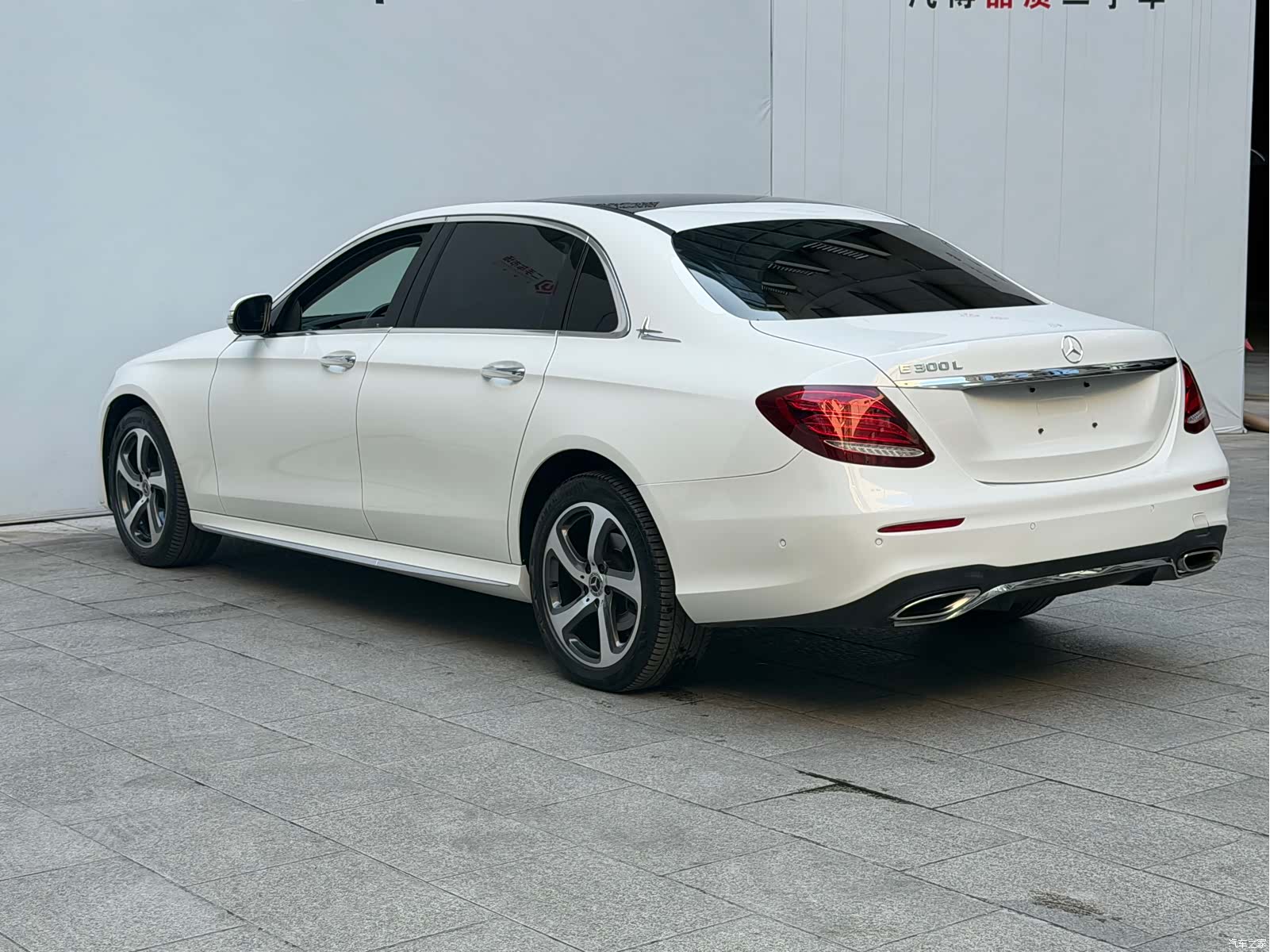 Mercedes-Benz E-Class, 2017 16
