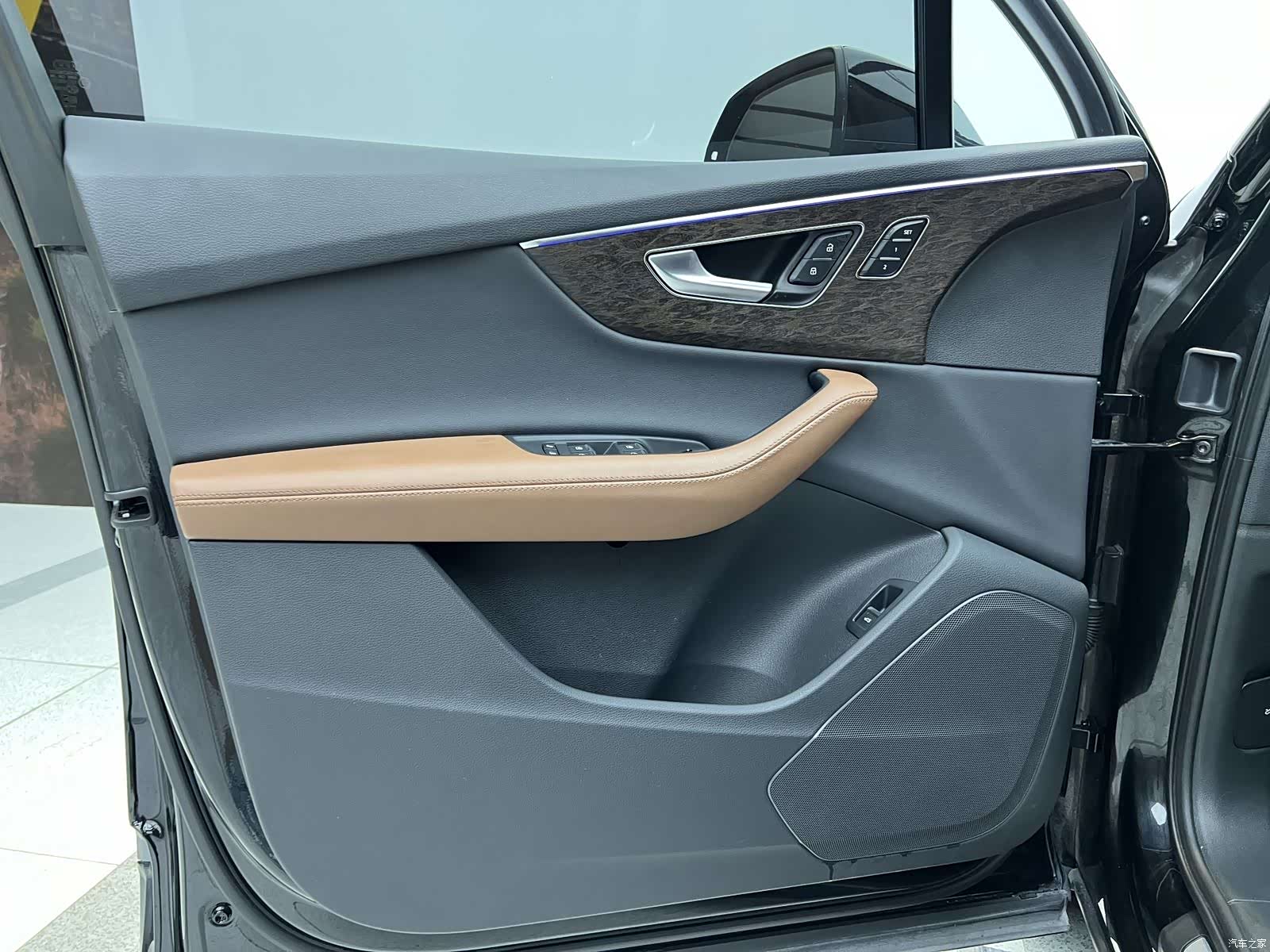 Audi Q7, 2023 8
