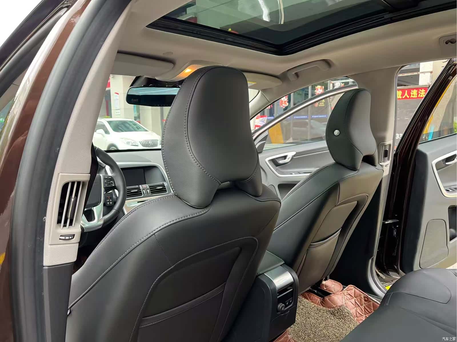 Volvo XC60, 2017 15
