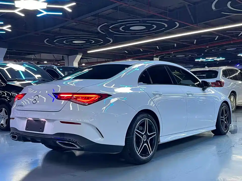 Mercedes-Benz CLA