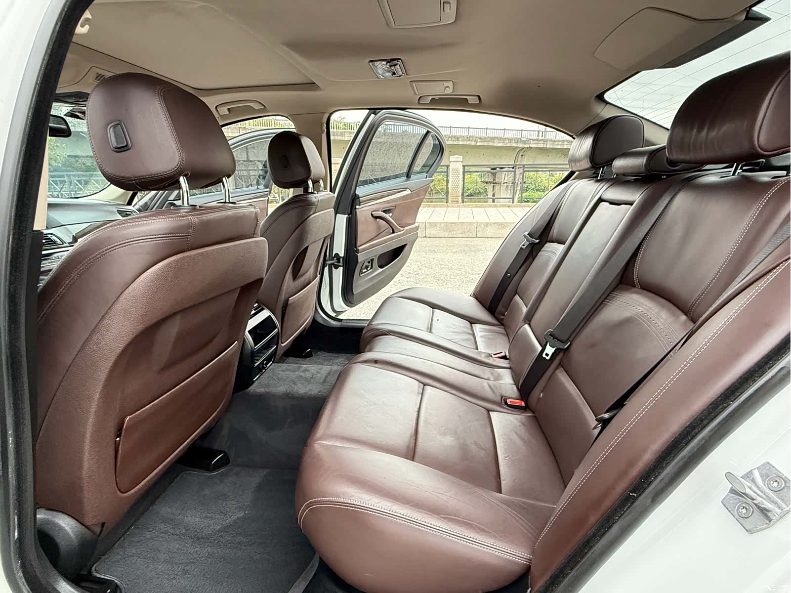 BMW 5 Series, 2015 все фото