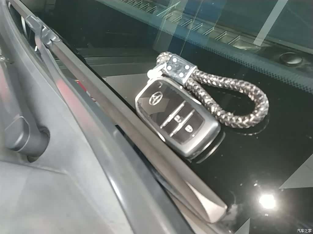 Toyota RAV4, 2016 9