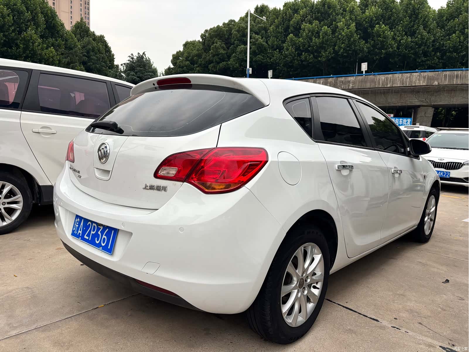 Buick XT, 2013 4