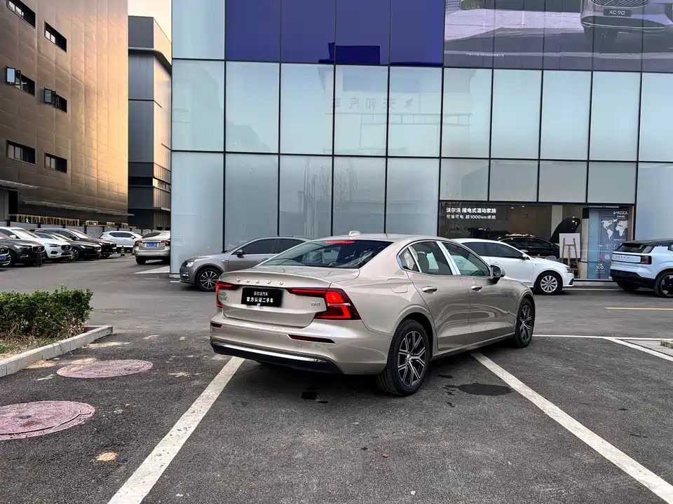 Volvo S60