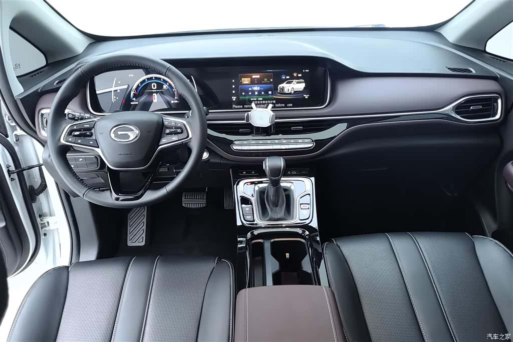 Trumpchi M6, 2025 12