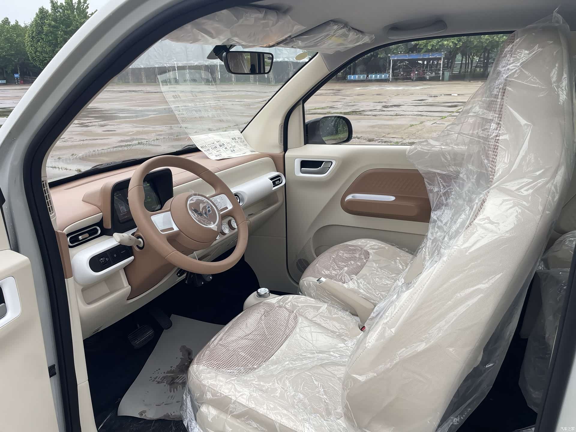 Wuling MINIEV, 2026 16