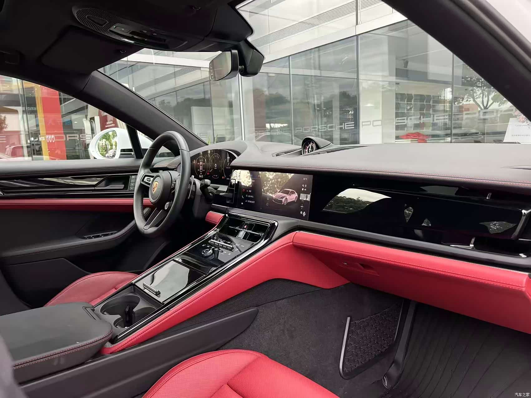 Porsche Panamera, 2025 10