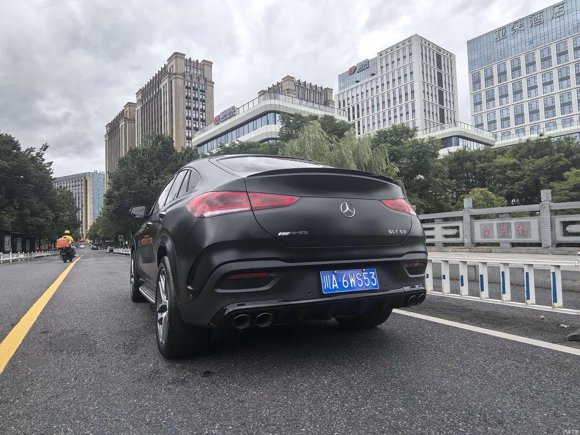 Mercedes-Benz GLE, 2023 4