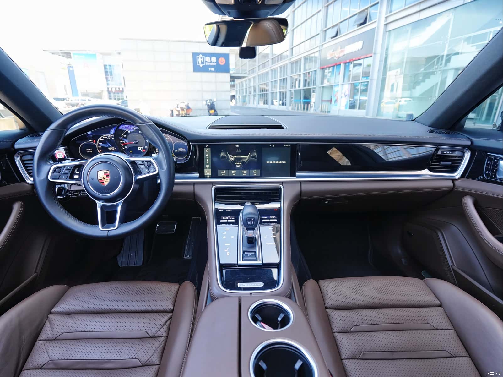 Porsche Panamera, 2017 10