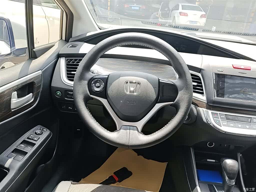 Honda Jade, 2017 11