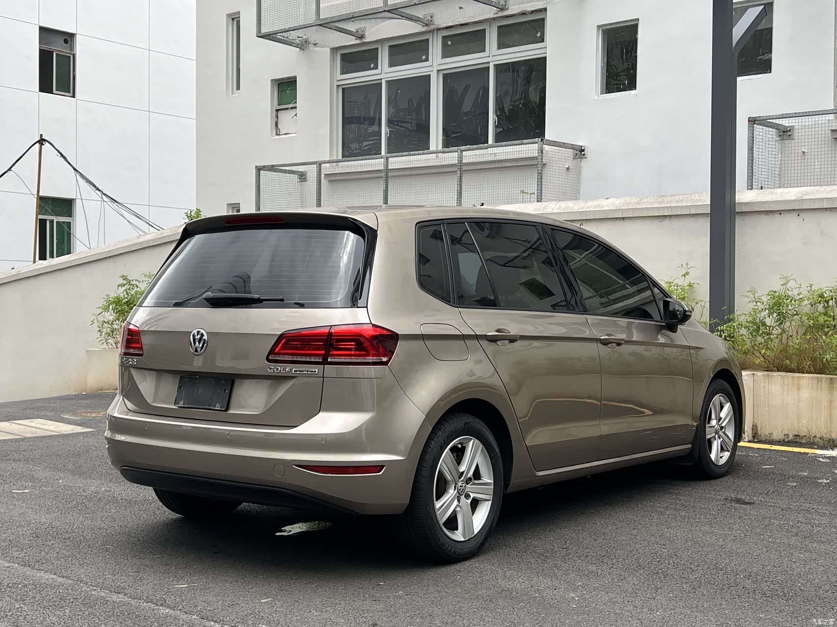 Volkswagen Golf, 2016 7