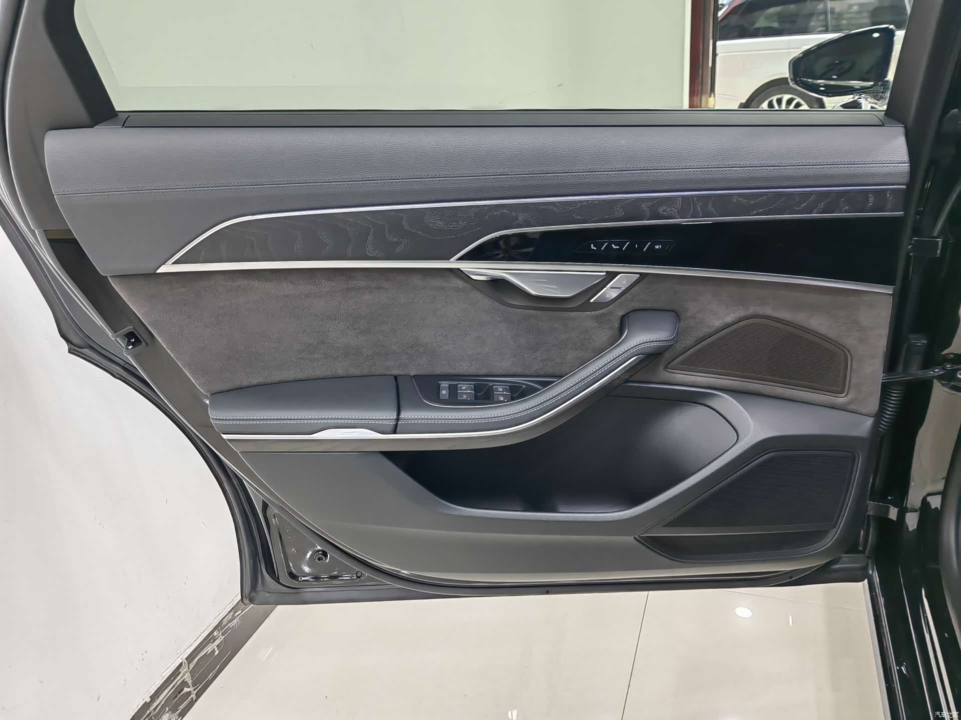 Audi A8L, 2025 15