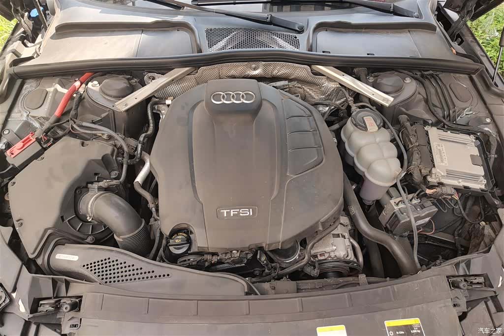Audi A4L, 2021 9